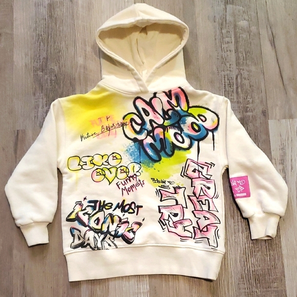 💜 2/$10 Zara Colorful Graphic Hoodie - Picture 2 of 6